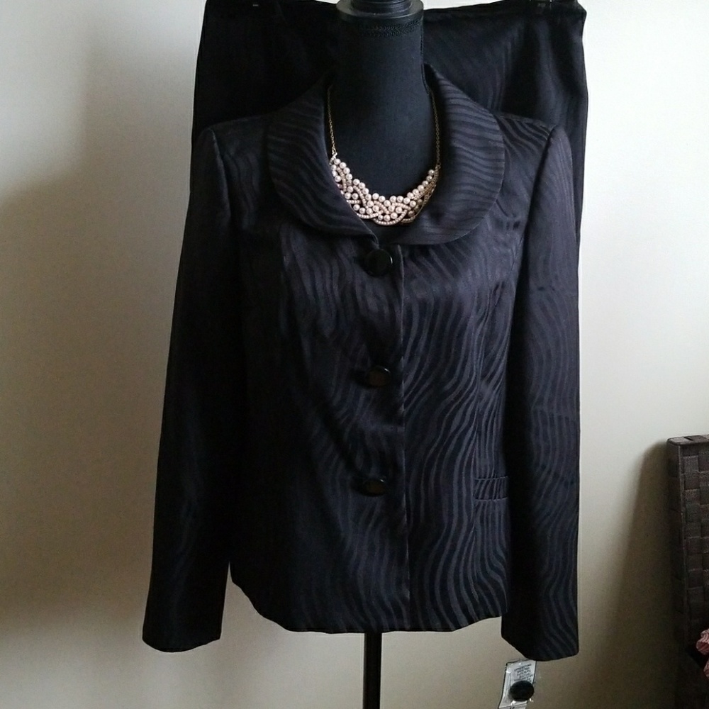 LeSuit Black Business Skirt Suit NWT - Blazer